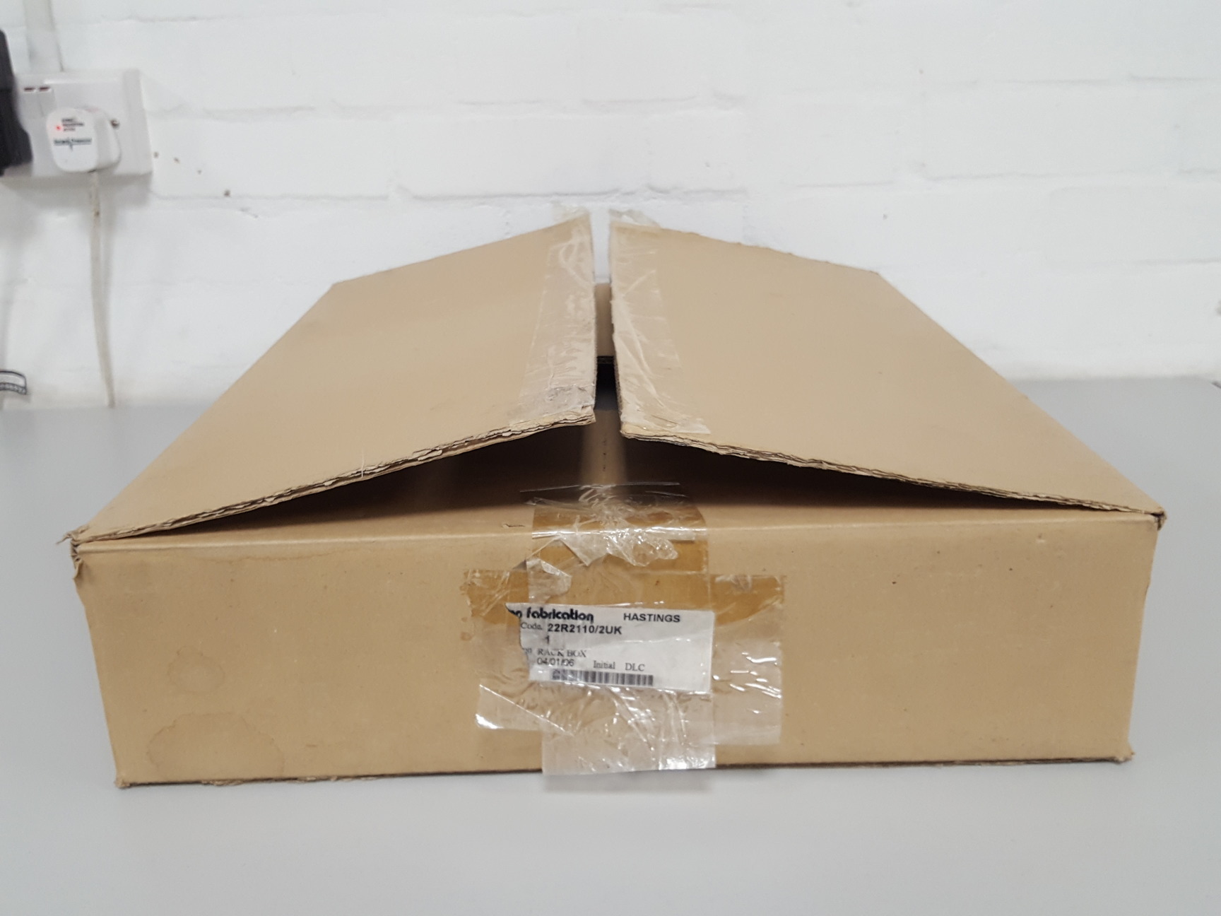 Image of Penn Elcom 2U Empty Rack Box 300mm/11.81" Deep Black R2110/2UK