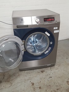 Thumbnail image of Electrolux myPRO WE170V Commercial Washing Machine