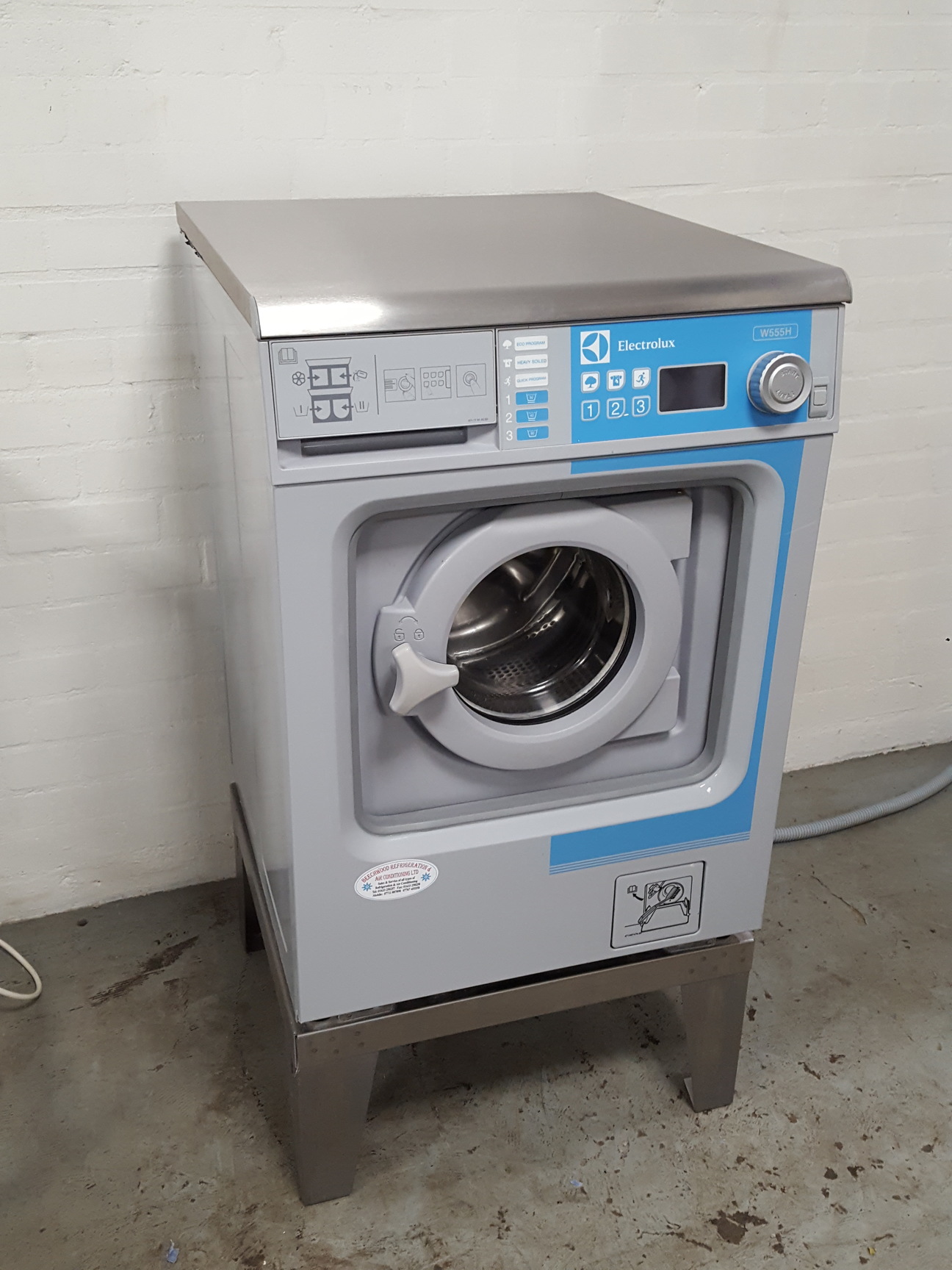 Electrolux W555H Commercial Washing Machine 6kg Electric Professional
