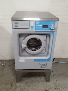 Thumbnail image of Electrolux W555H Commercial Washing Machine - 6kg - Electric Professional