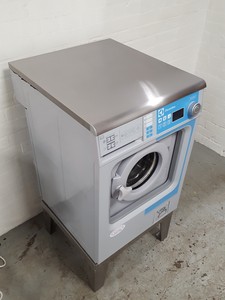 Thumbnail image of Electrolux W555H Commercial Washing Machine - 6kg - Electric Professional