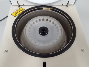 Thumbnail image of IEC Micromax Benchtop Centrifuge + 24-Tube Rotor 15,000rpm Lab