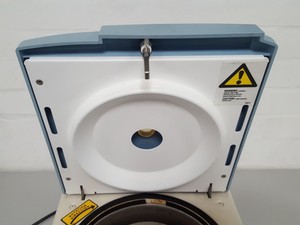Thumbnail image of IEC Micromax Benchtop Centrifuge + 24-Tube Rotor 15,000rpm Lab