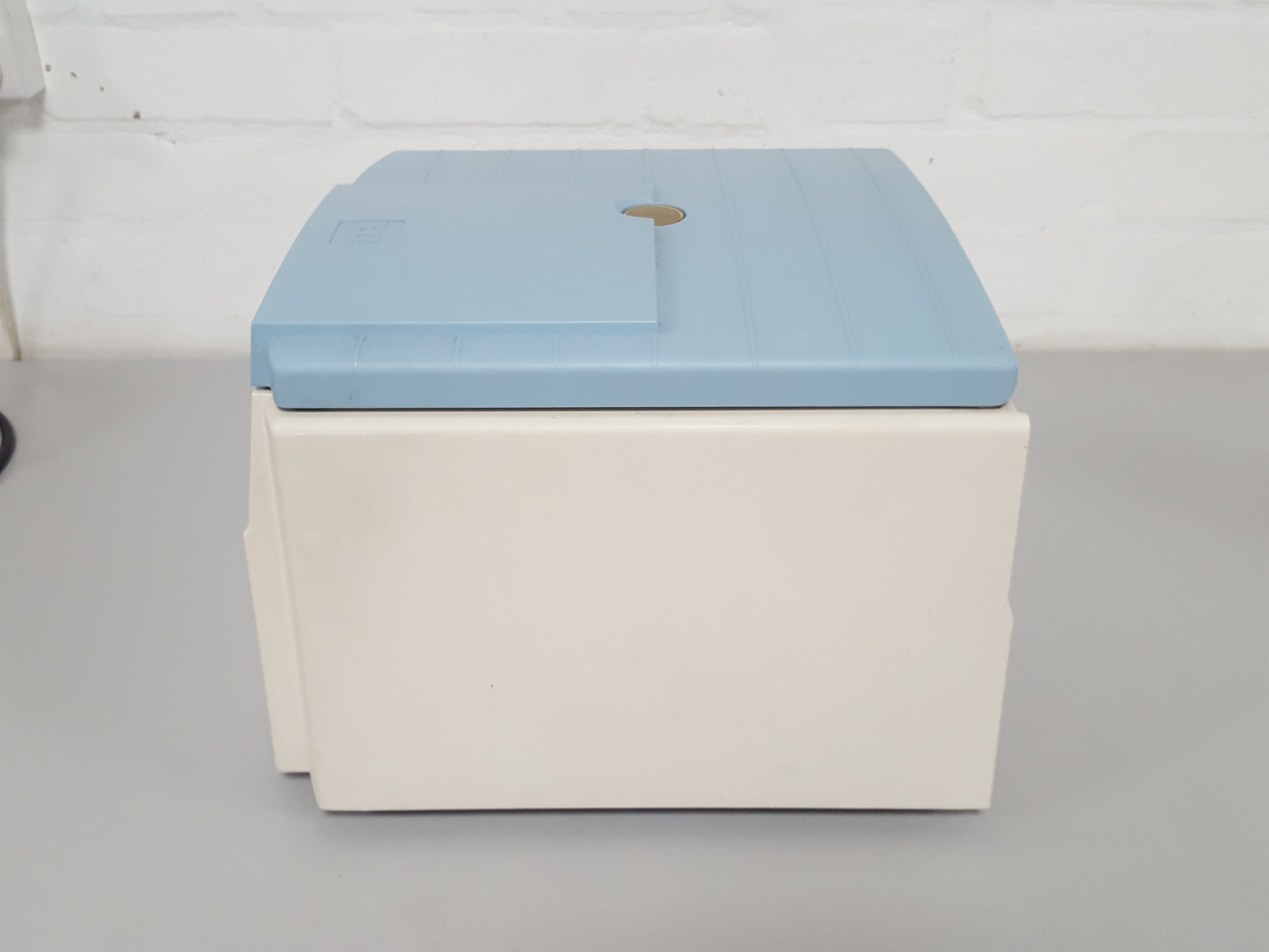 Image of IEC Micromax Benchtop Centrifuge + 24-Tube Rotor 15,000rpm Lab