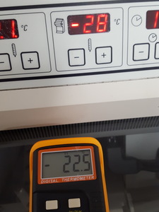 Thumbnail image of Leica CM1900 Cryostat Refrigerated Microtome Lab