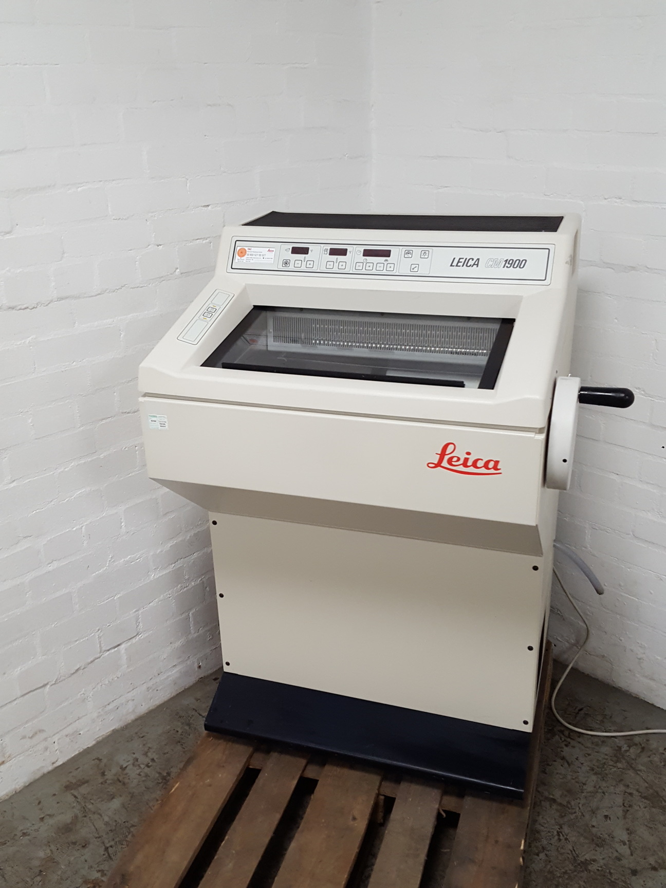 Image of Leica CM1900 Cryostat Refrigerated Microtome Lab