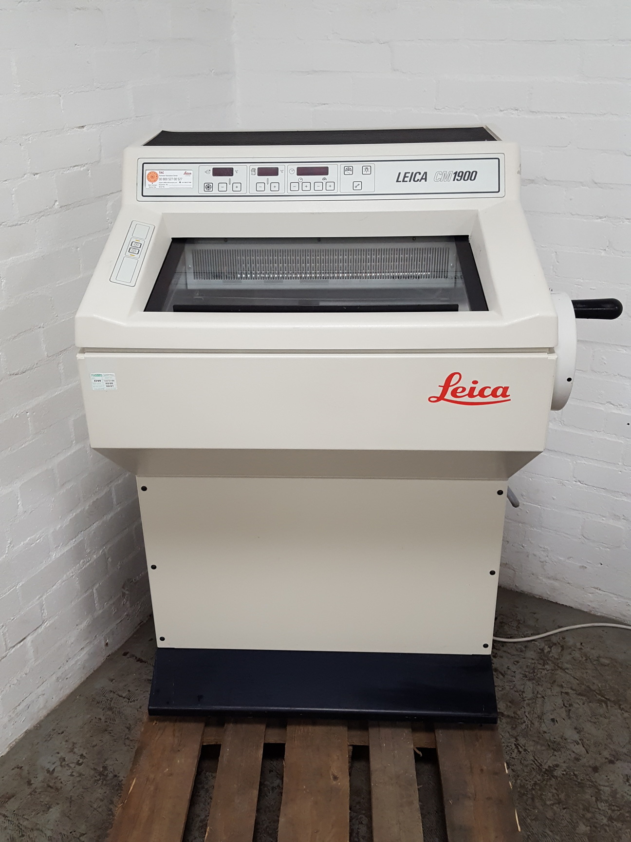 Image of Leica CM1900 Cryostat Refrigerated Microtome Lab