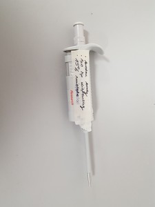 Thumbnail image of Lot of Faulty Electronic Pipettes (Spares & Repairs) Pipetboy, Eppendorf, Lab
