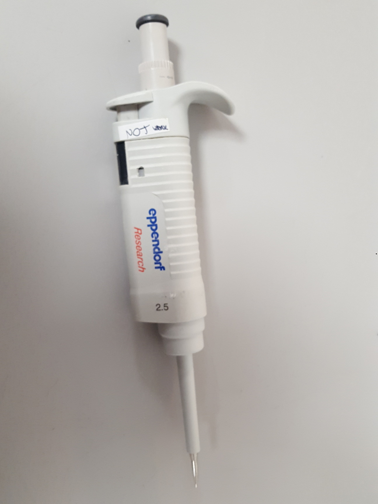 Image of Lot of Faulty Electronic Pipettes (Spares & Repairs) Pipetboy, Eppendorf, Lab