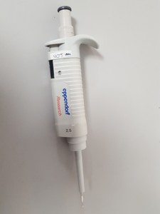 Thumbnail image of Lot of Faulty Electronic Pipettes (Spares & Repairs) Pipetboy, Eppendorf, Lab