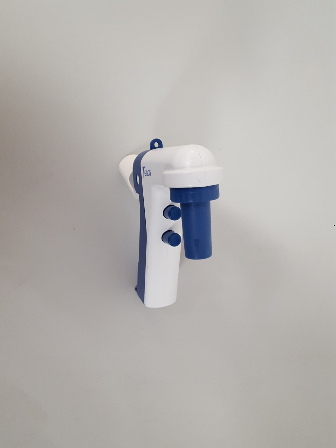 Image of Gibco IVGN-358 Electronic Pipette Lab 