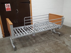 Thumbnail image of ArjoHuntleigh Minuet 2 Huntleigh Electric Hospital / Medical Bed