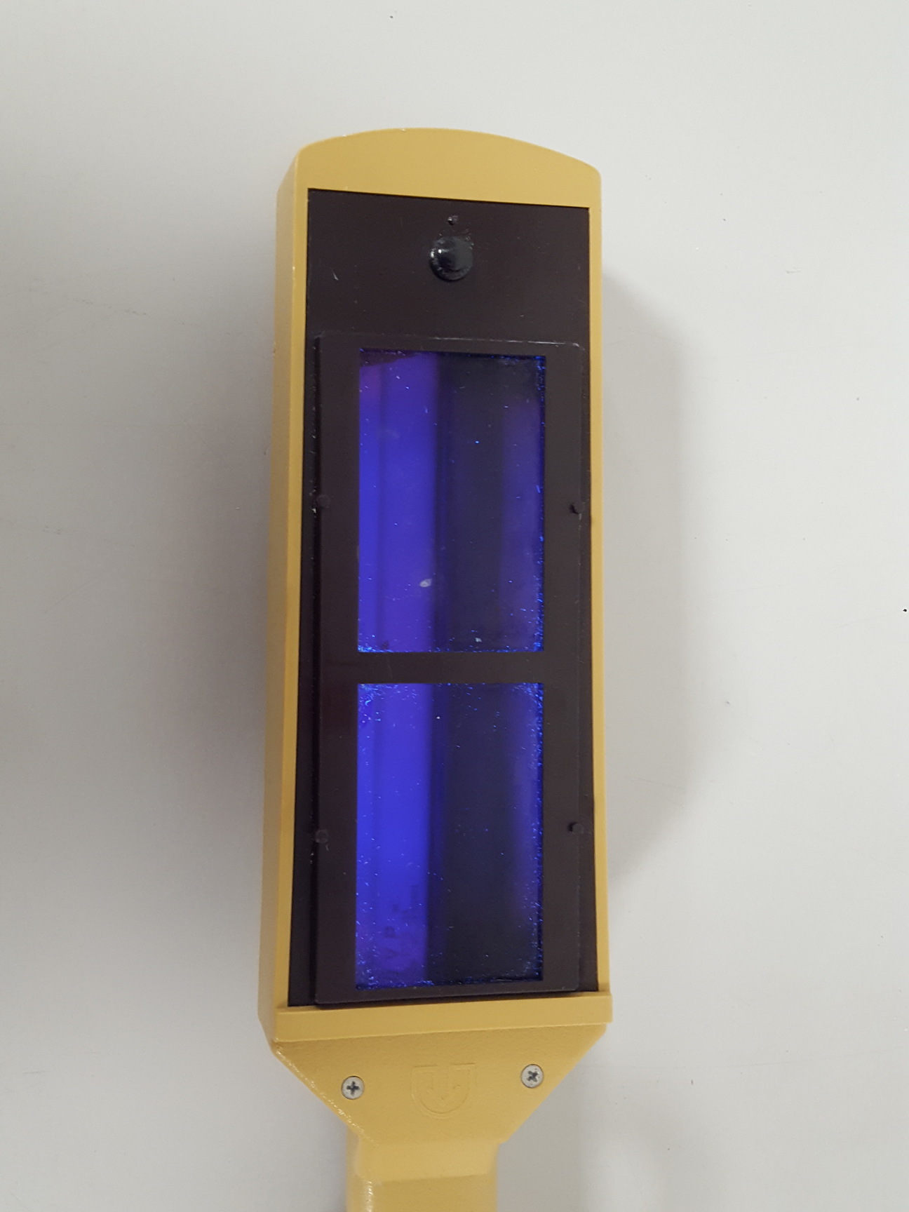 UltraViolet Pro. UVGL58 Mineralight Handheld UV Lamp Lab