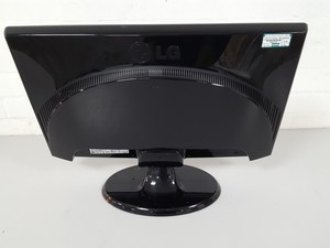 Thumbnail image of LG Flatron W2453SQ-PF Widescreen LCD Monitor AV VGA