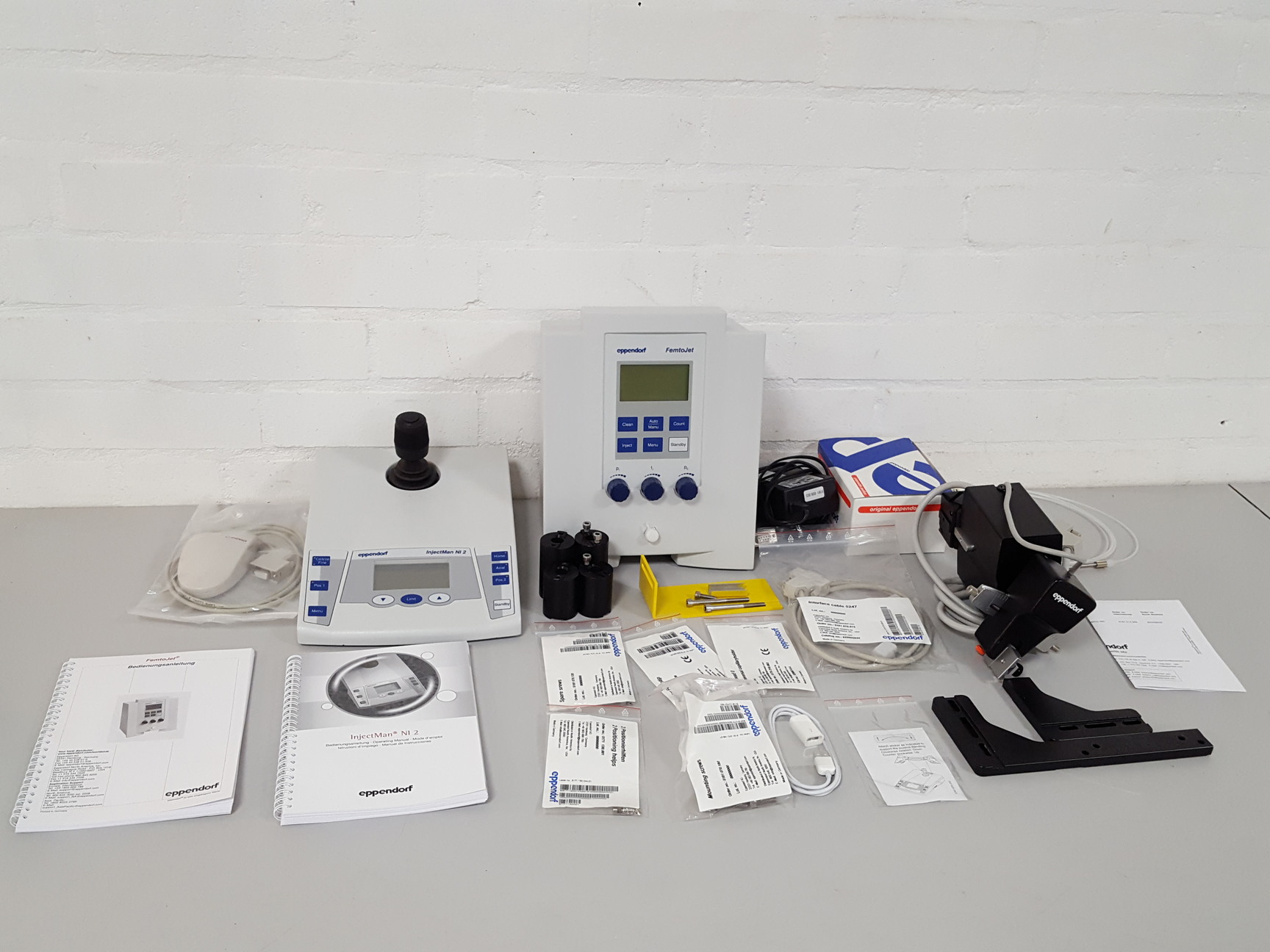 Image of Eppendorf InjectMan NI 2 Micromanipulator + FemtoJet & Accessories Lab