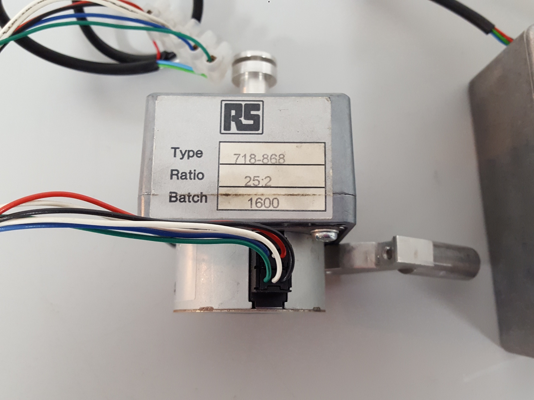 Image of RS 718-868 Stepping Motor With Control Lab