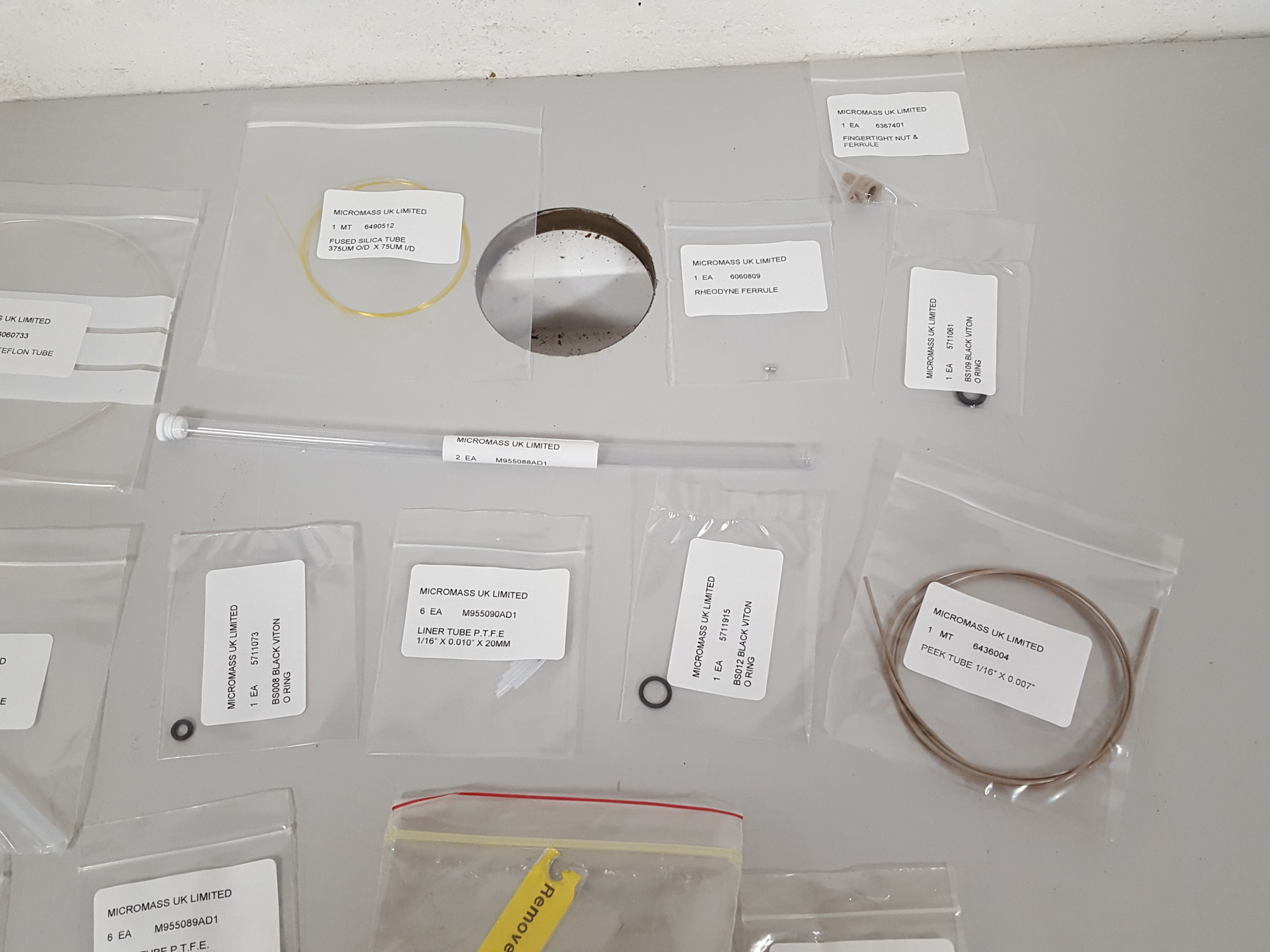Image of Waters Micromass ZQ Mass Spectrometer + E2M28 Vacuum Pump - Lab, 