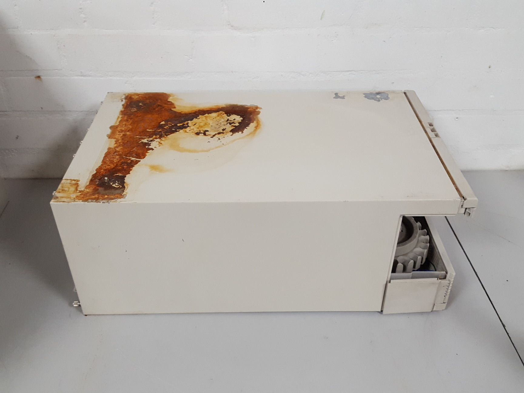 Image of Agilent / HP 1050 LC-UV HPLC System + PC & Software + Spare Deuterium Lamp Lab