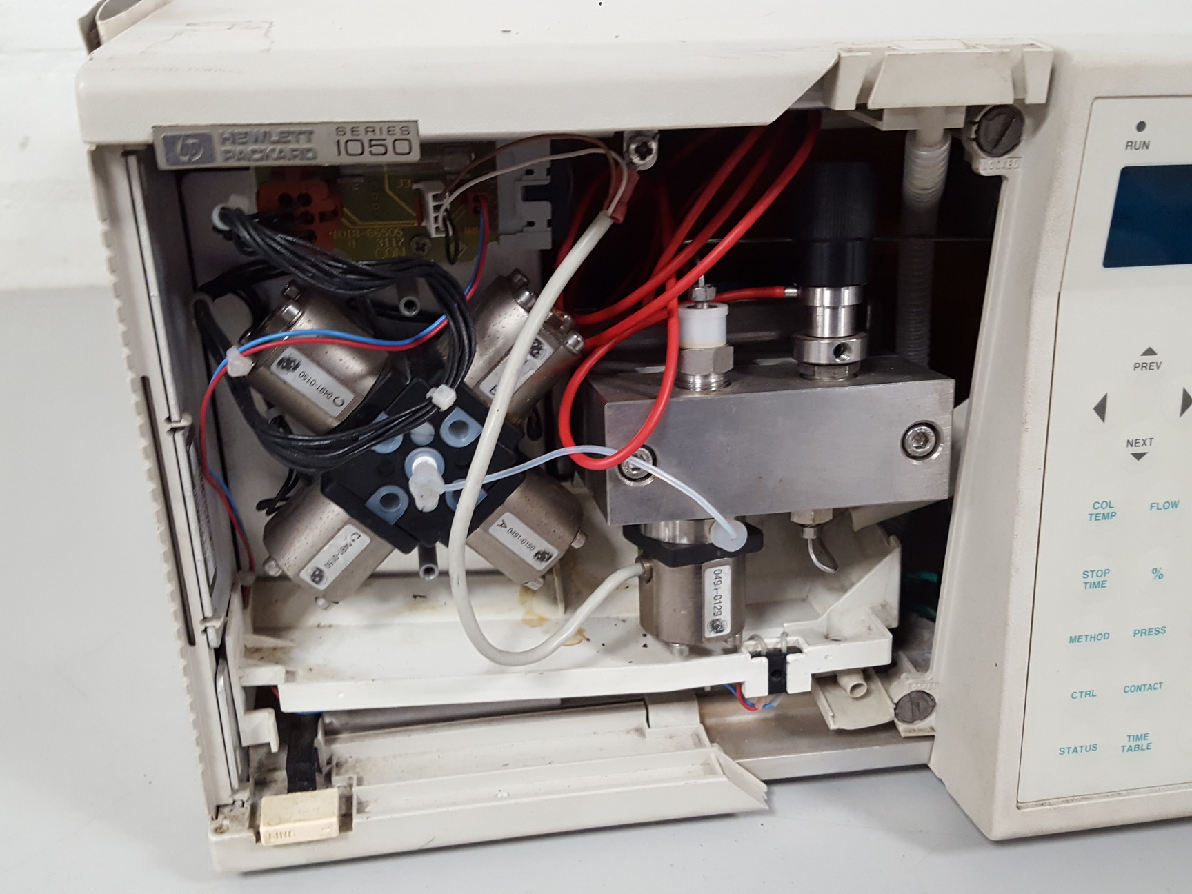 Image of Agilent / HP 1050 LC-UV HPLC System + PC & Software + Spare Deuterium Lamp Lab