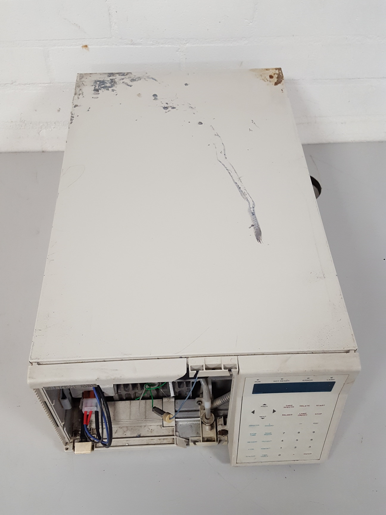 Image of Agilent / HP 1050 LC-UV HPLC System + PC & Software + Spare Deuterium Lamp Lab