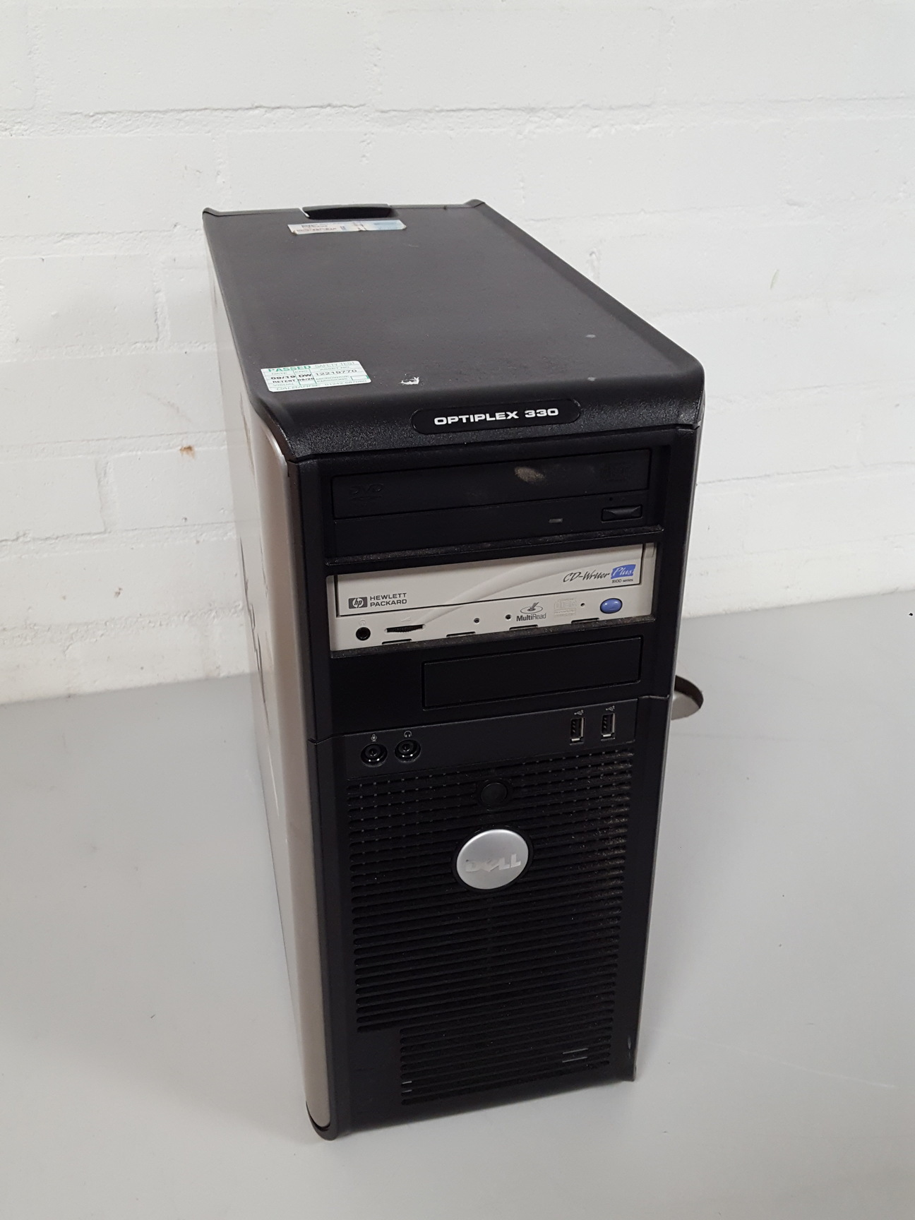Image of Agilent / HP 1050 LC-UV HPLC System + PC & Software + Spare Deuterium Lamp Lab