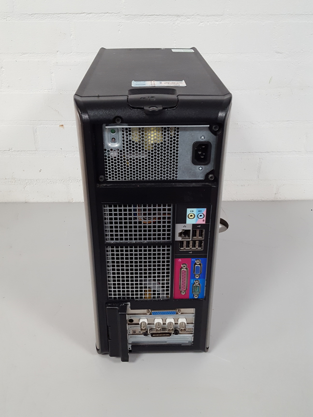 Image of Agilent / HP 1050 LC-UV HPLC System + PC & Software + Spare Deuterium Lamp Lab
