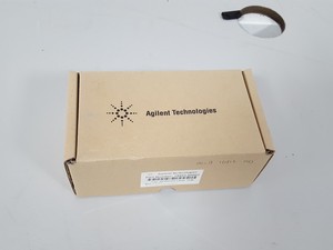 Thumbnail image of Agilent / HP 1050 LC-UV HPLC System + PC & Software + Spare Deuterium Lamp Lab