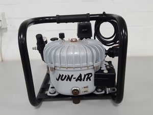 Thumbnail image of Agilent / HP 1050 LC-UV HPLC + Jun-Air 3-1 Air Compressor Lab