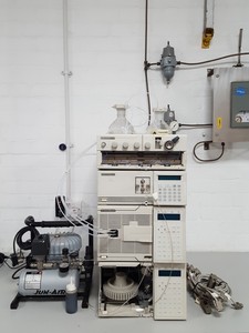 Thumbnail image of Agilent / HP 1050 LC-UV HPLC + Jun-Air 3-1 Air Compressor Lab