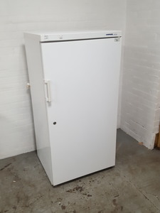 Thumbnail image of Liebherr FKS 5000 Freestanding White Lab Fridge Refrigerator