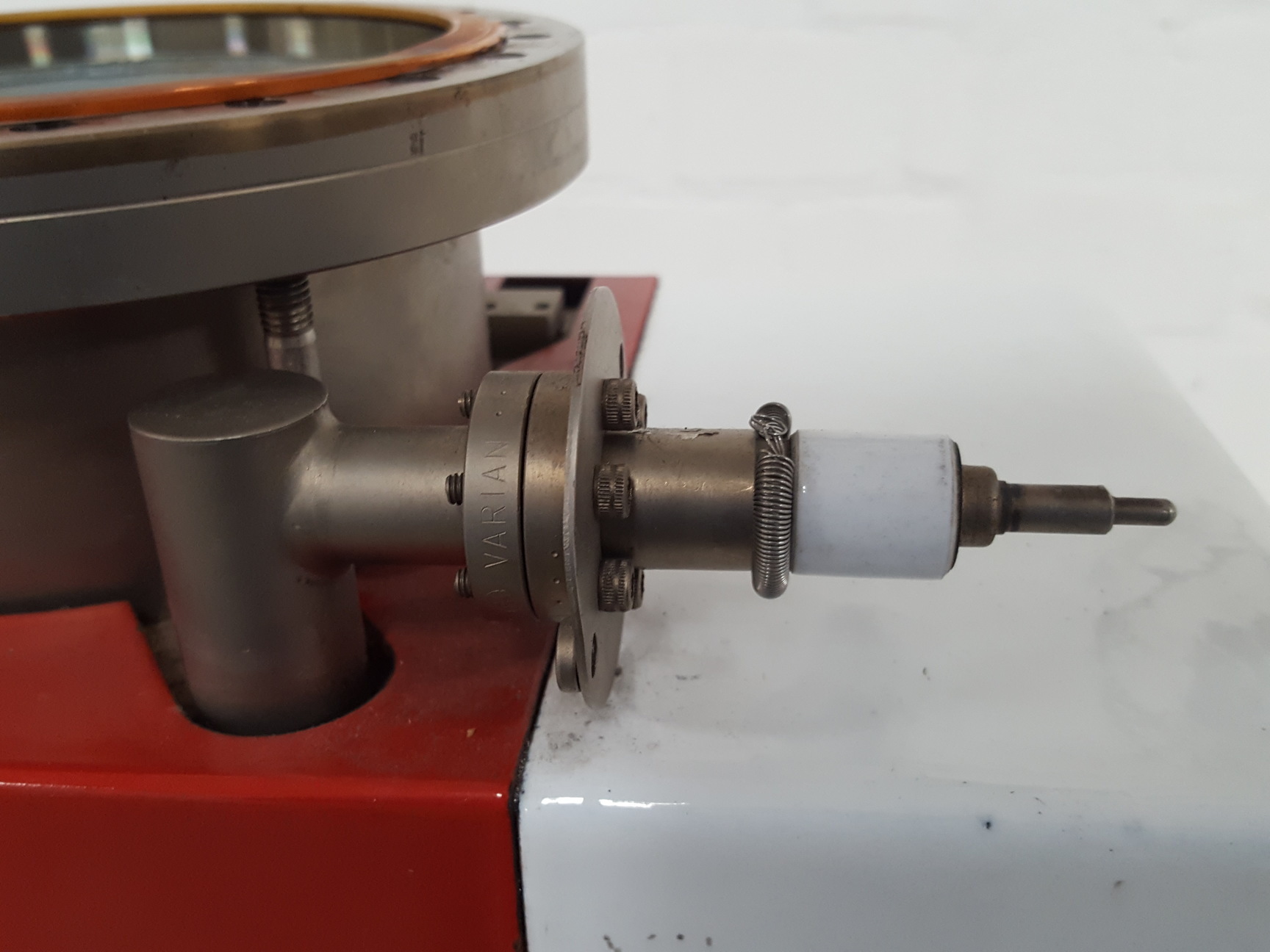 Image of Varian StarCell UHV Vacuum Ion Pump & Power Unit 929-0172 / Controller Lab