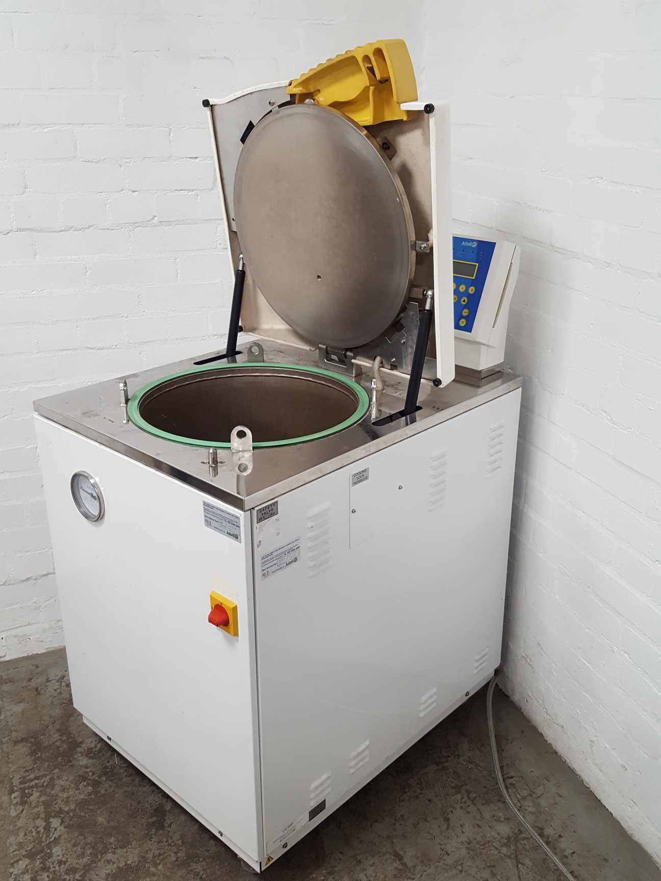 Image of Astell Scientific Floor Standing Sterilization Autoclave Lab