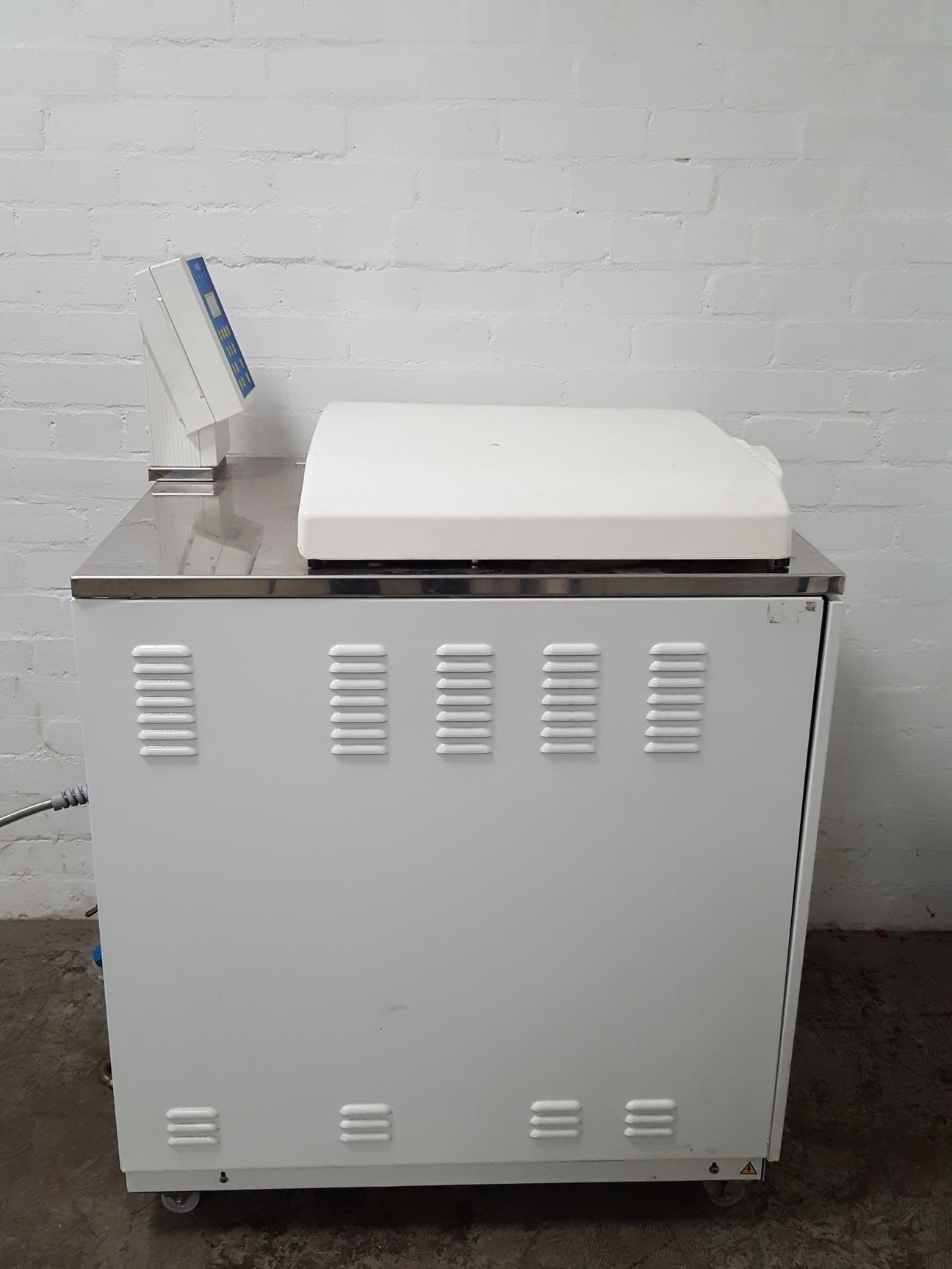 Image of Astell Scientific Floor Standing Sterilization Autoclave Lab