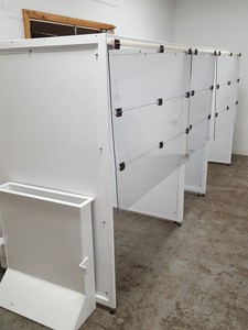 Thumbnail image of Large Vertical Laminar Flow System / Clean Room 3-Bay Lab