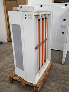 Thumbnail image of Large Vertical Laminar Flow System / Clean Room 3-Bay Lab