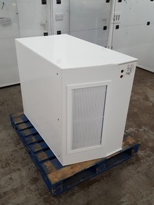 Thumbnail image of Large Vertical Laminar Flow System / Clean Room 3-Bay Lab