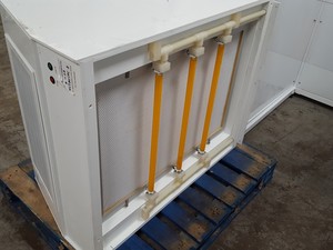 Thumbnail image of Large Vertical Laminar Flow System / Clean Room 3-Bay Lab