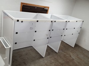 Thumbnail image of Large Vertical Laminar Flow System / Clean Room 3-Bay Lab