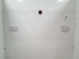 Thumbnail image of Large Vertical Laminar Flow System / Clean Room 3-Bay Lab