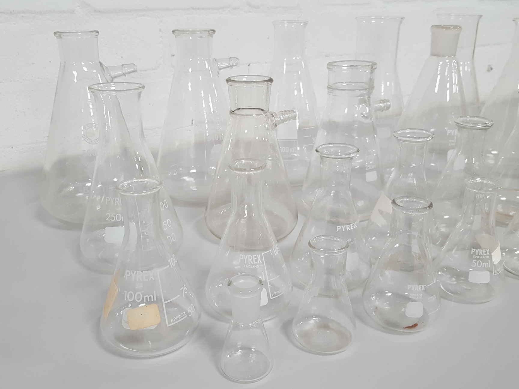 Image of 24 x Lab Glassware Conical and Buchner Flask Inc Pyrex Glass