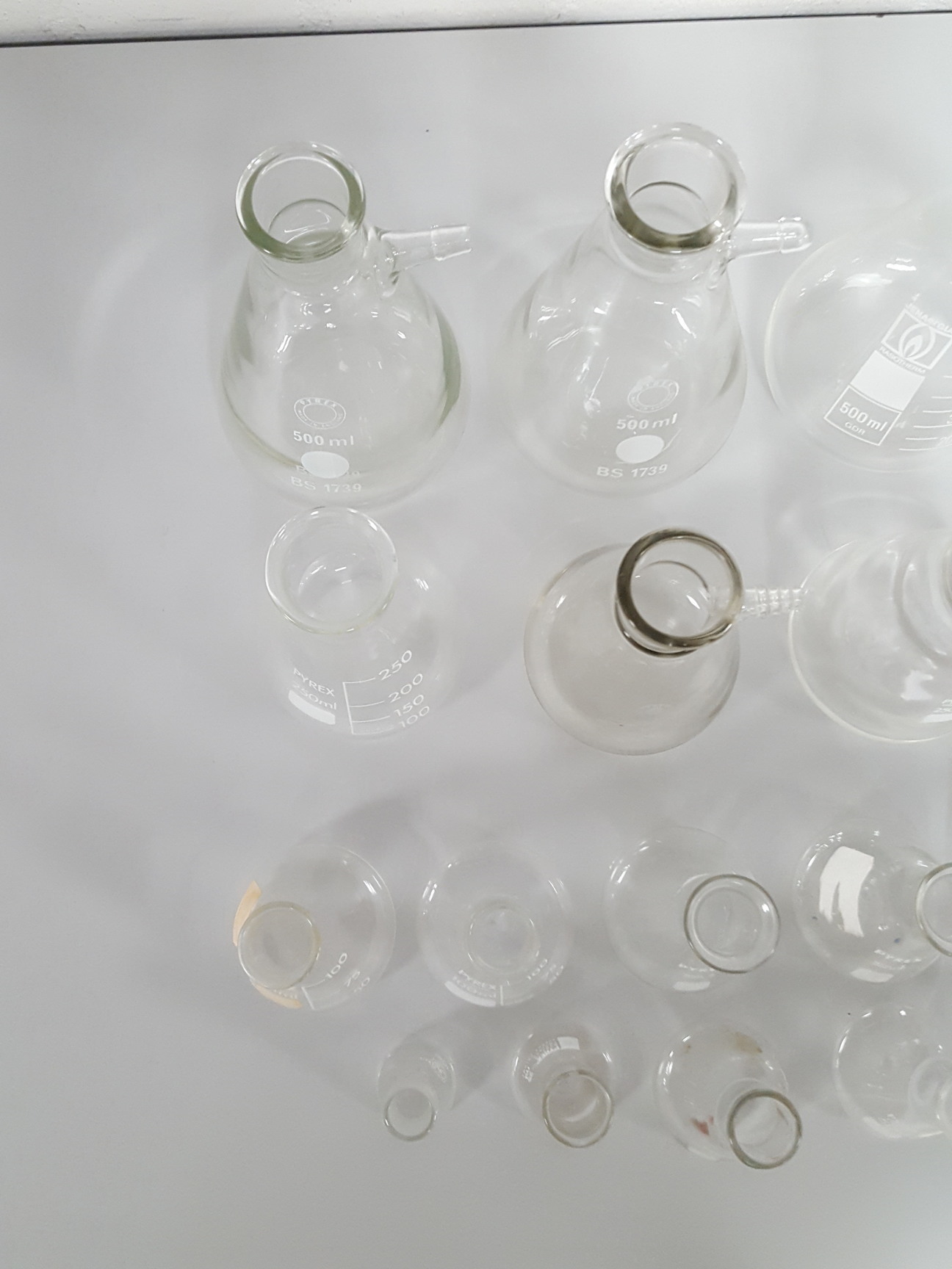 Image of 24 x Lab Glassware Conical and Buchner Flask Inc Pyrex Glass