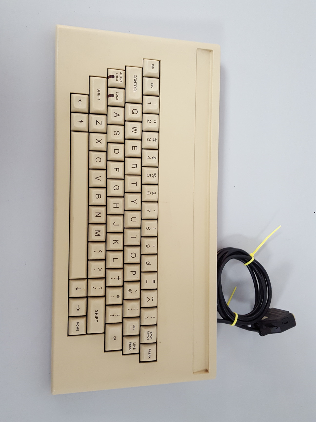 Image of Cherry 680-0486H Vintage Mechanical Keyboard With Tacticle Switches Retro Gaming