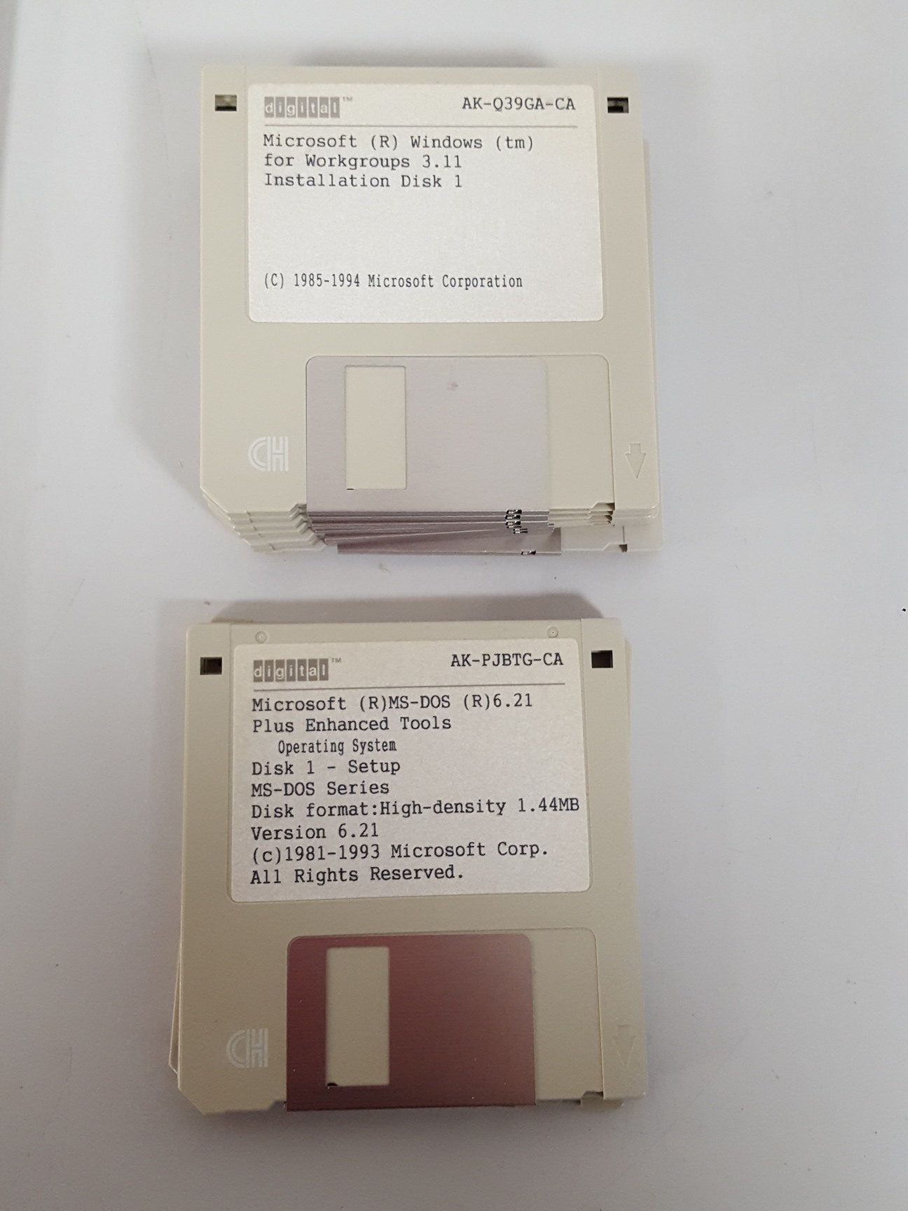 Image of 10 x Vintage Microsoft Software Disks Windows NT Workstation, Office 97, MS-DOS,