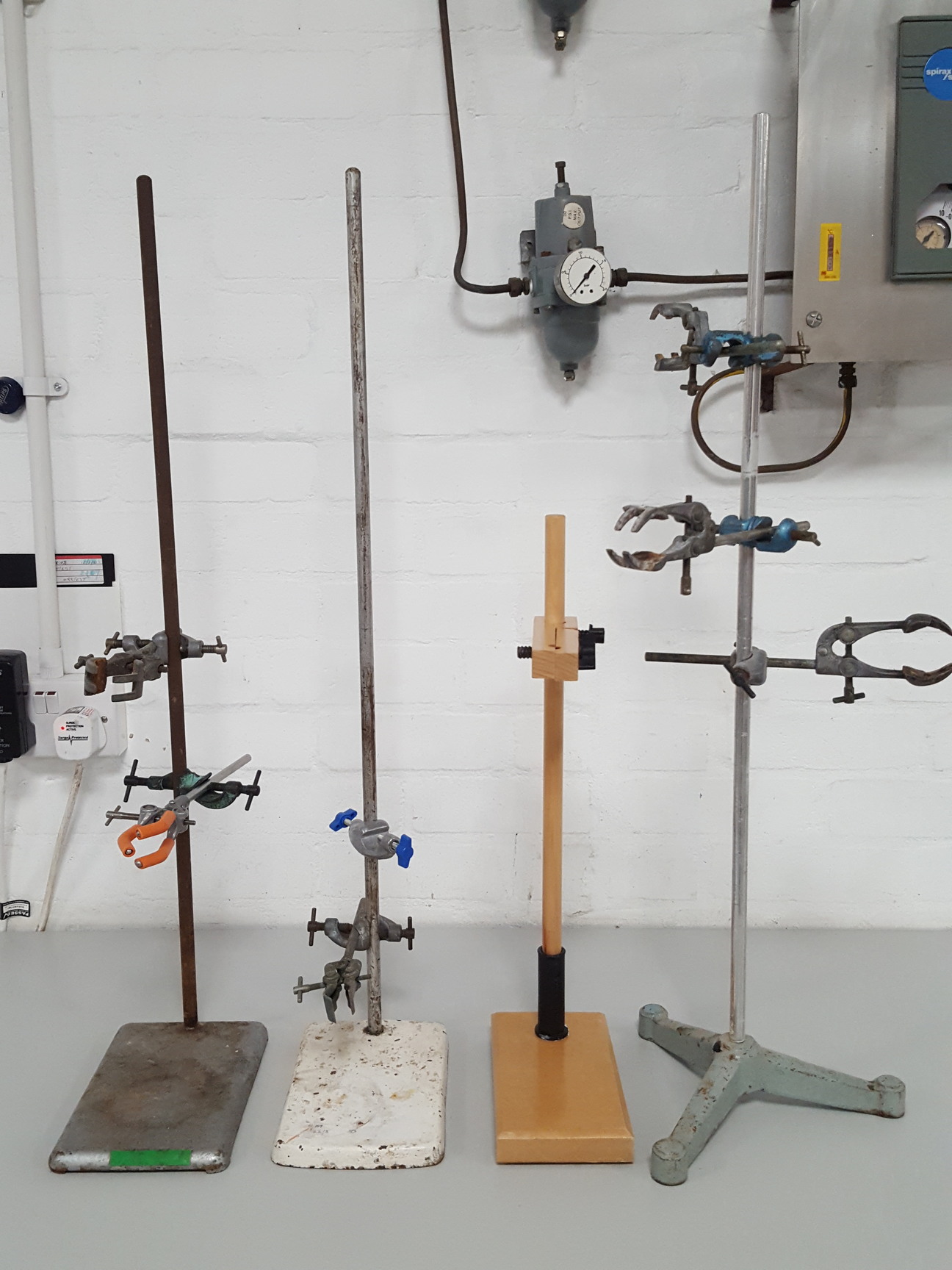 Image of 4 x Lab Retort / Clamp Stands Chemistry, Teaching, Lab