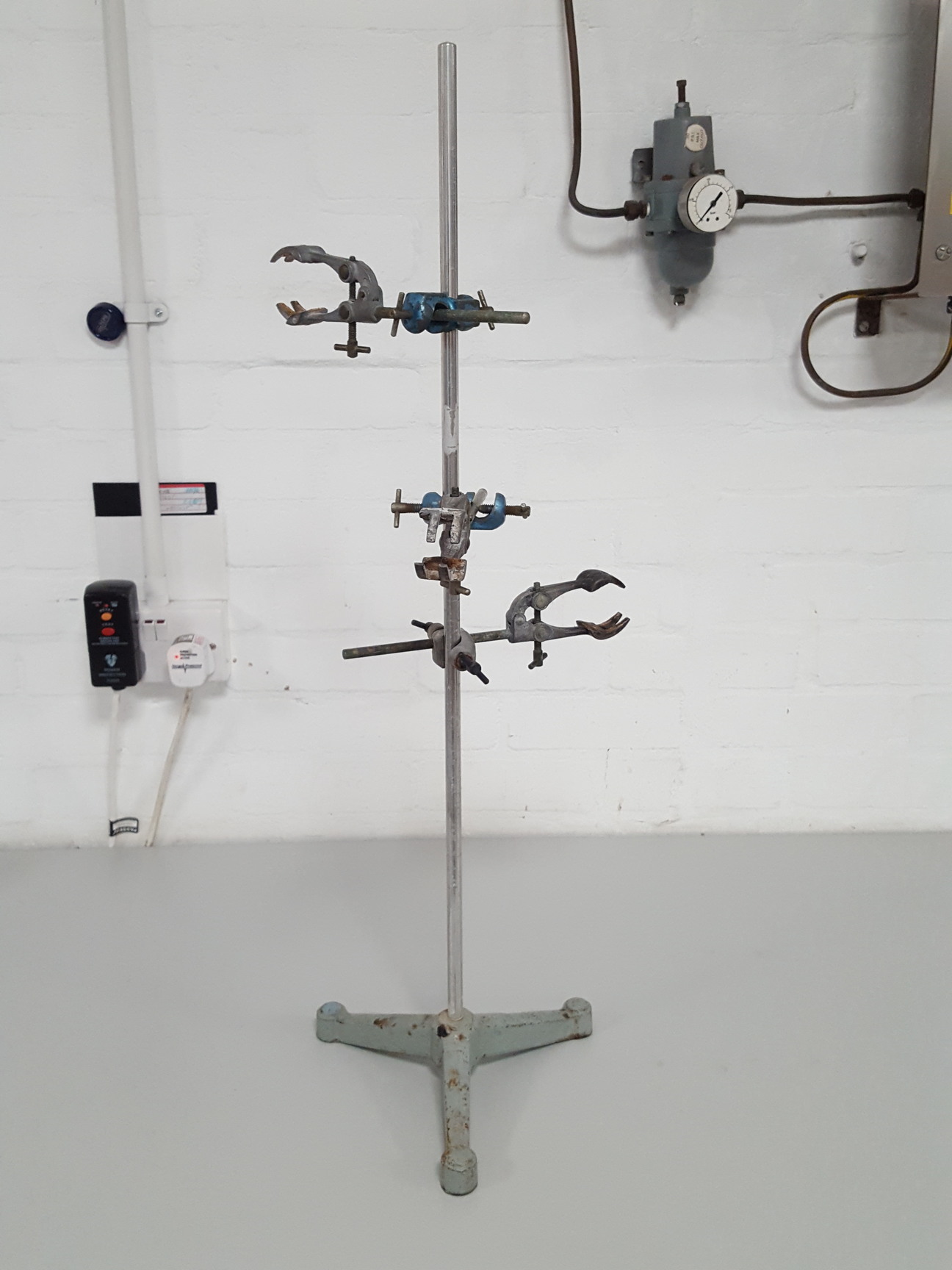 Image of 4 x Lab Retort / Clamp Stands Chemistry, Teaching, Lab