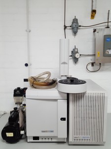Thumbnail image of Varian 3900 Gas Chromatograph + Saturn 2100 GC/MS + CP-8400 AS & DS102 Pump Lab