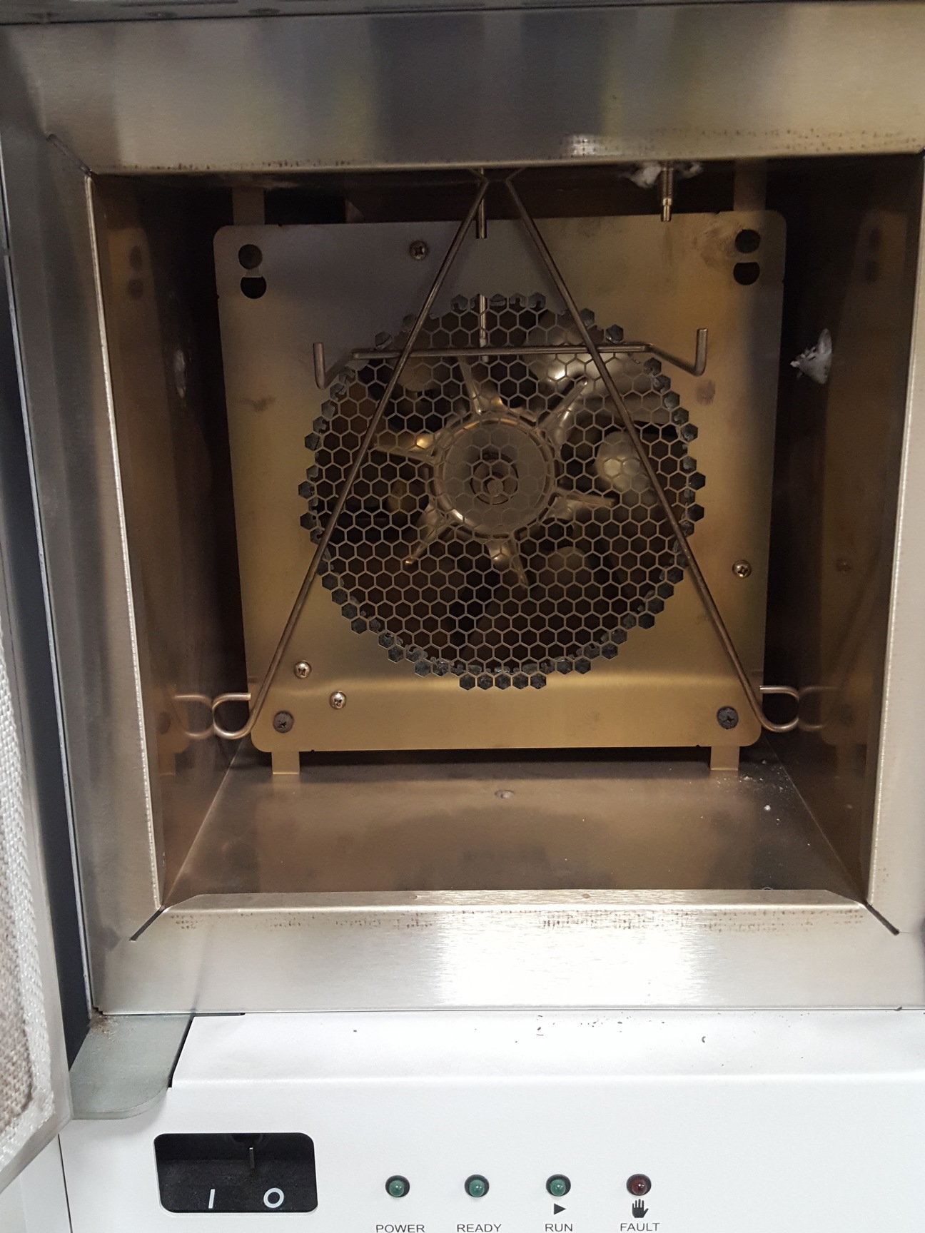 Image of Varian 3900 Gas Chromatograph + Saturn 2100 GC/MS + CP-8400 AS & DS102 Pump Lab