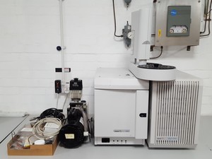 Thumbnail image of Varian 3900 Gas Chromatograph + Saturn 2100 GC/MS + CP-8400 AS & DS102 Pump Lab