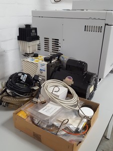 Thumbnail image of Varian 3900 Gas Chromatograph + Saturn 2100 GC/MS + CP-8400 AS & DS102 Pump Lab
