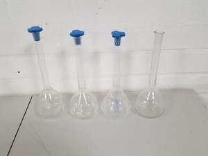 Thumbnail image of 108 x Volumetric Flasks Lab Glassware Glass + Stoppers